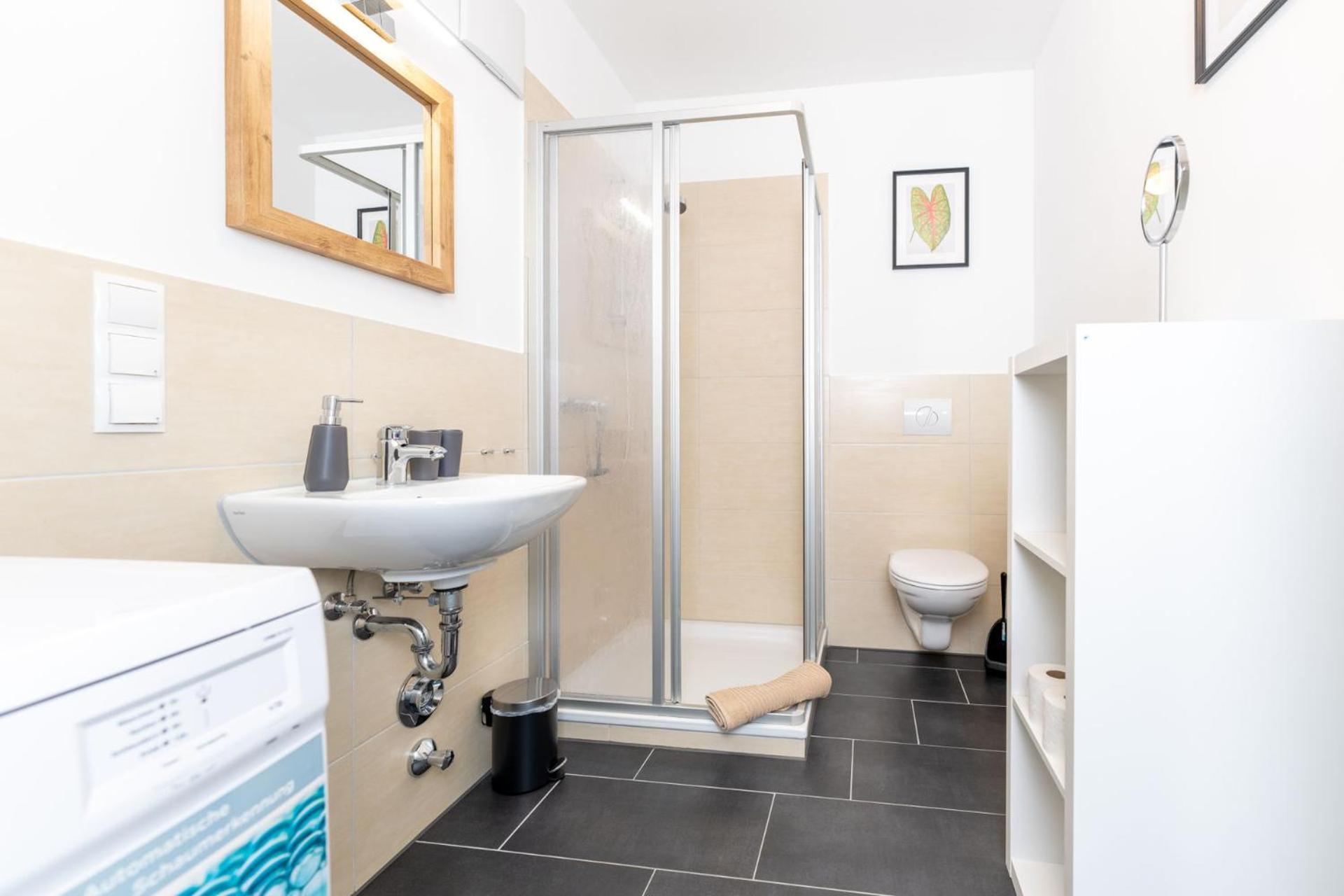 Modernes Apartment Mit Privatem Stellplatz Wenige Minuten Von Der Innenstadt & Mosel Koblenz  Exterior foto